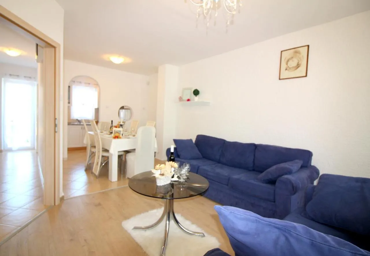 Holiday House Anamaria Porec Casa vacanze