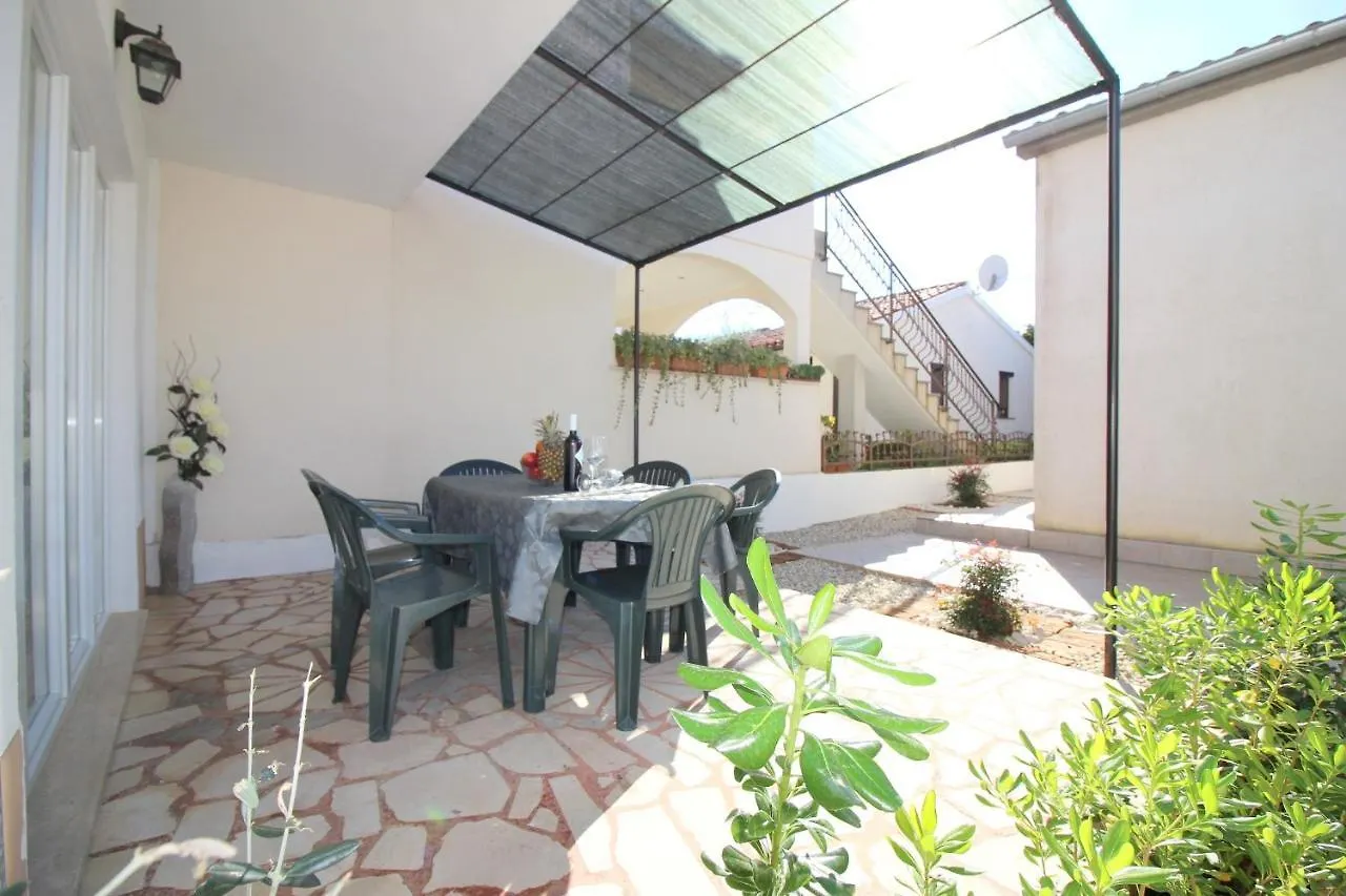 Σπίτι διακοπών Holiday House Anamaria Πόρετς Κροατία
