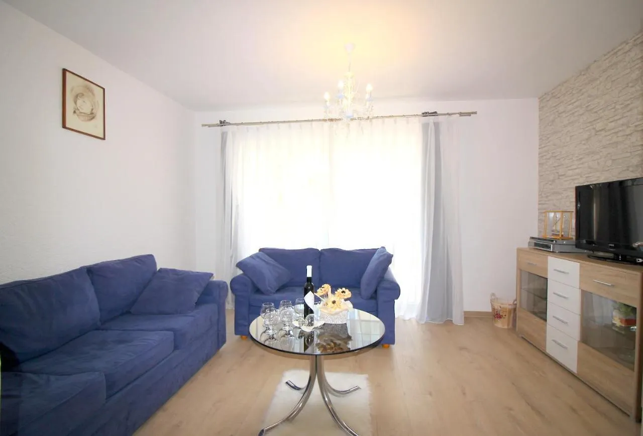 Holiday House Anamaria Πόρετς 0*,