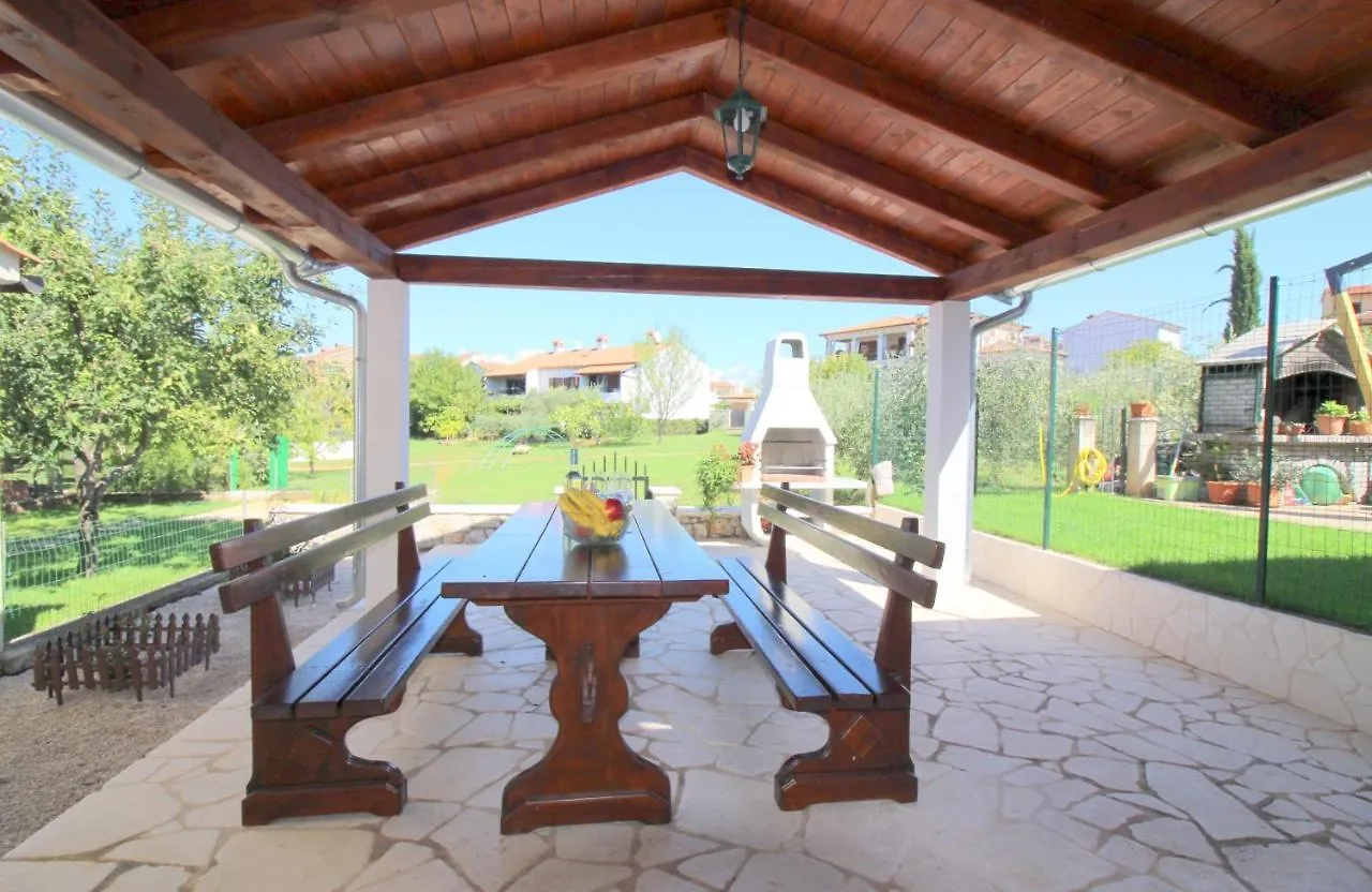 Holiday House Anamaria Porec 0*,  Croazia