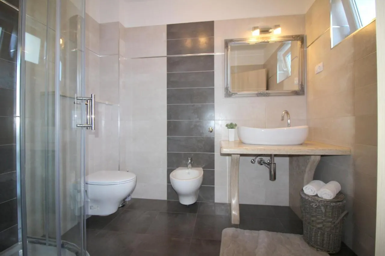 Holiday House Anamaria Porec Casa vacanze