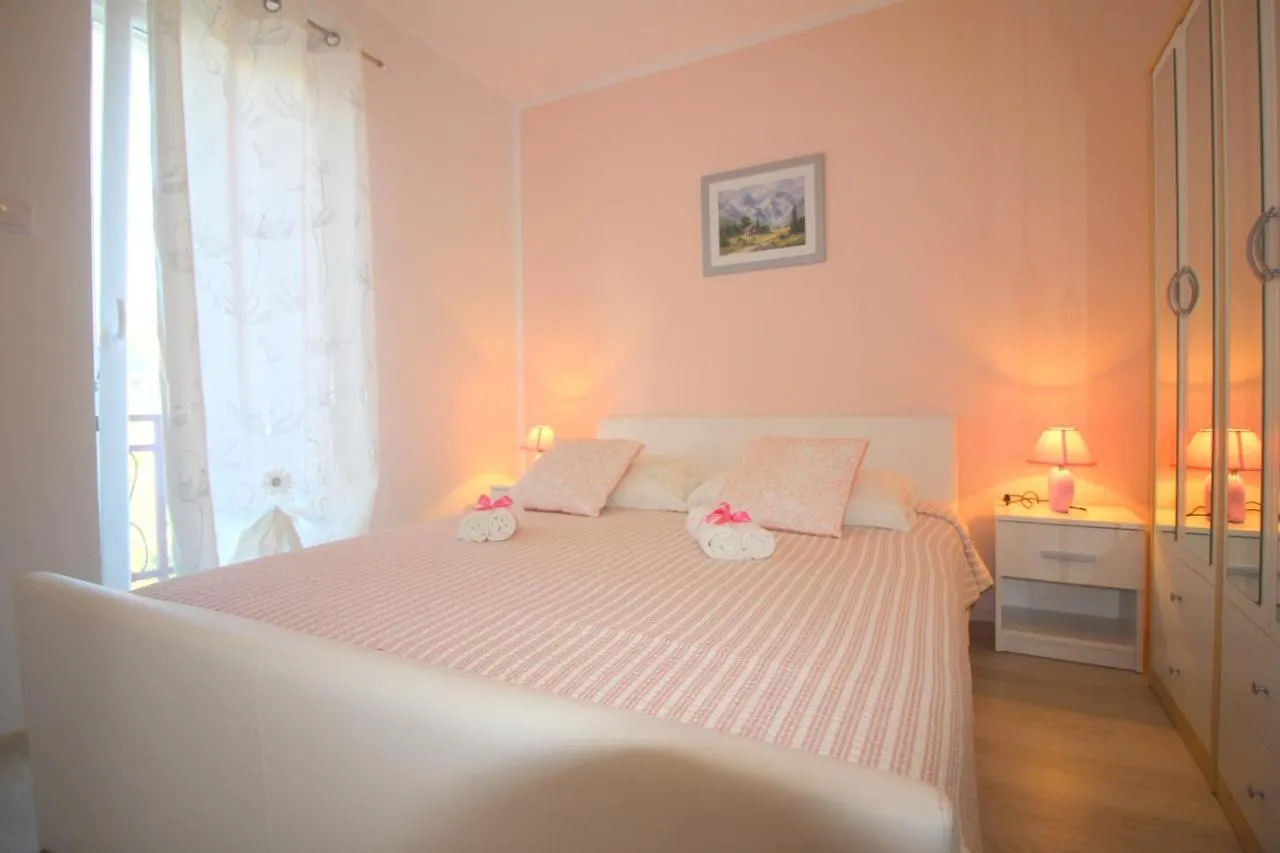 Holiday House Anamaria Porec